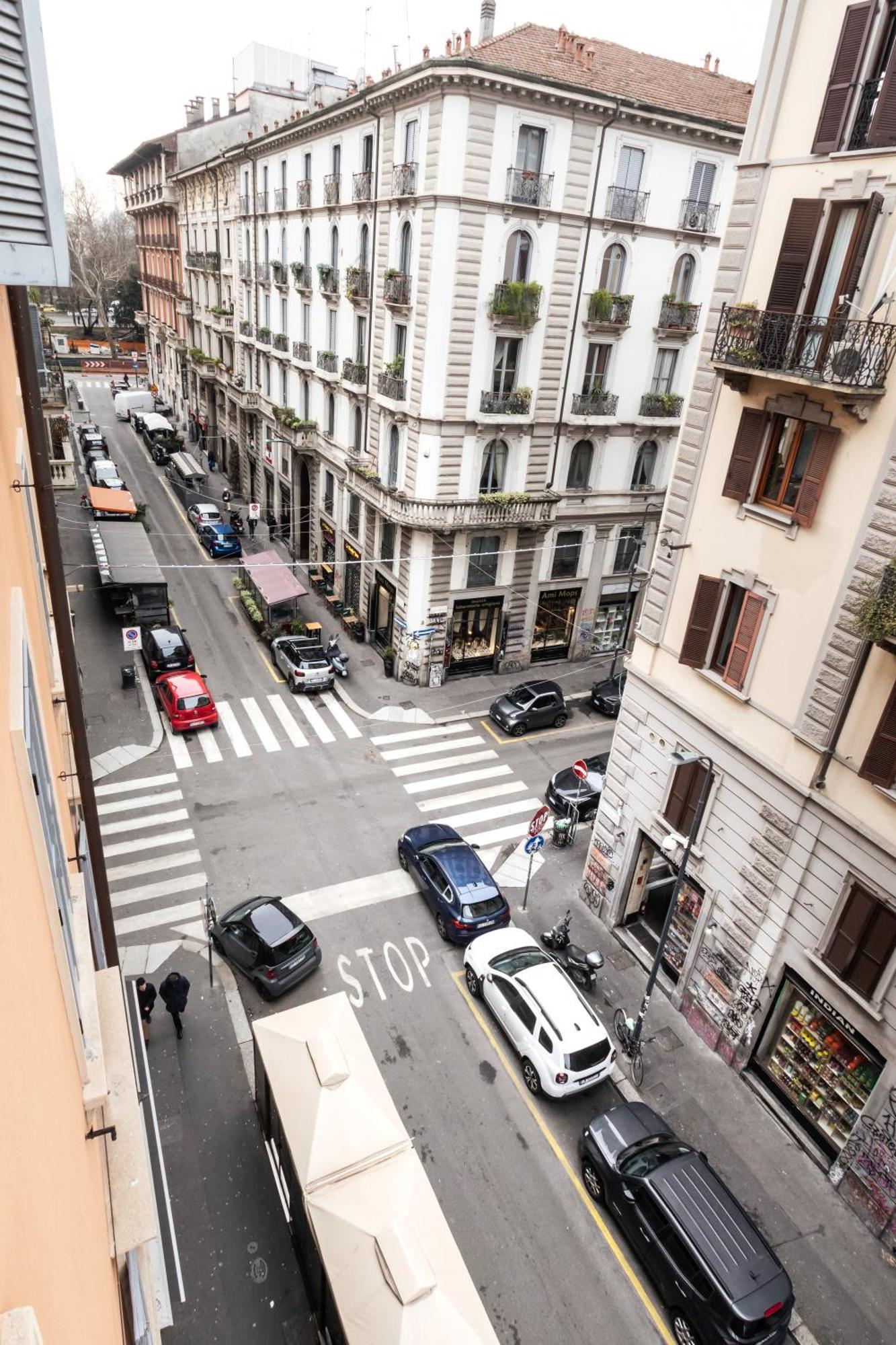 Cosy And Bright Flat In The Heart Of Porta Venezia Apartment Milan Luaran gambar